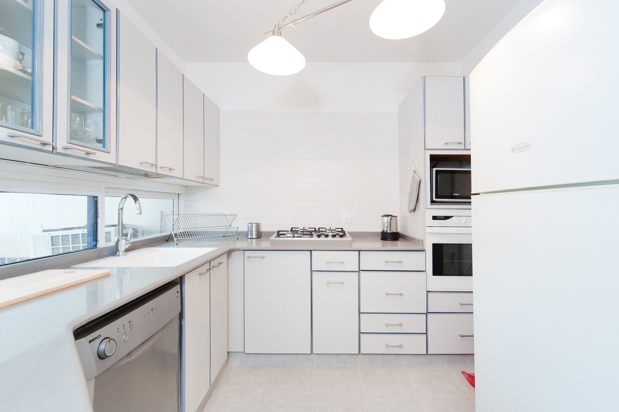 Chic 3Br Apt W Sauna & Parking On The Beach By Sea N' Rent Tel Aviv Exteriér fotografie